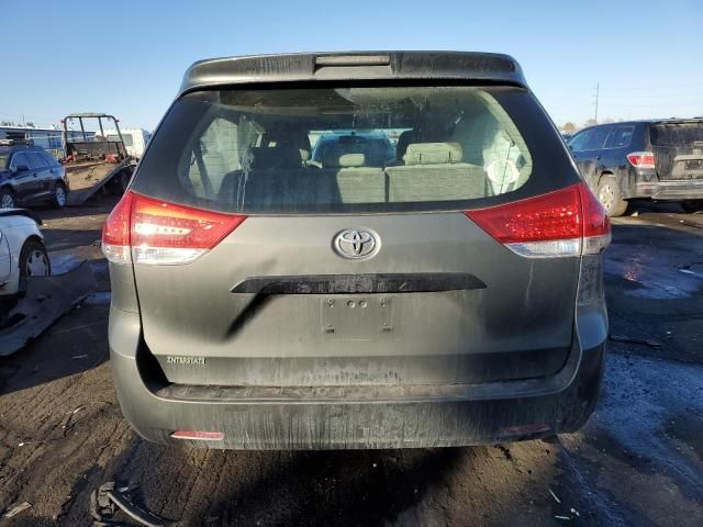 2012 Toyota Sienna