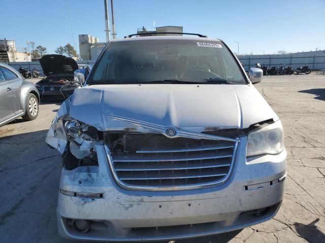 2008 Chrysler Town & Country Limited