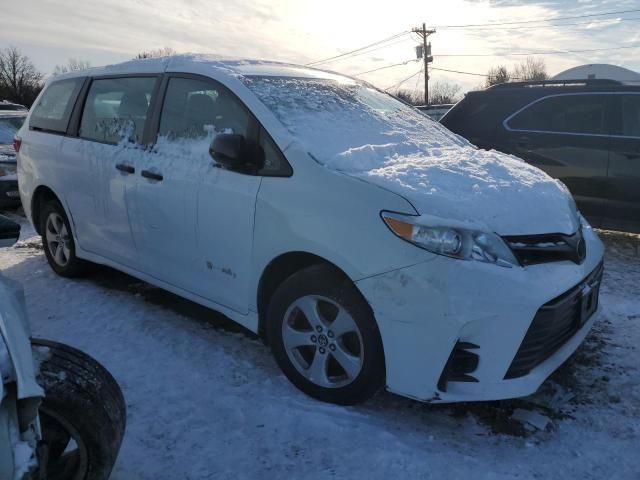 2018 Toyota Sienna L