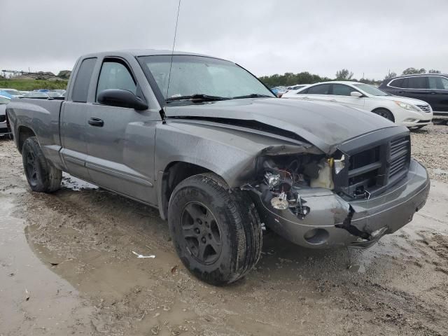 2005 Dodge Dakota SLT