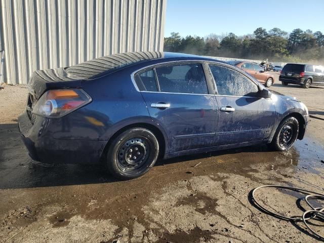 2010 Nissan Altima Base