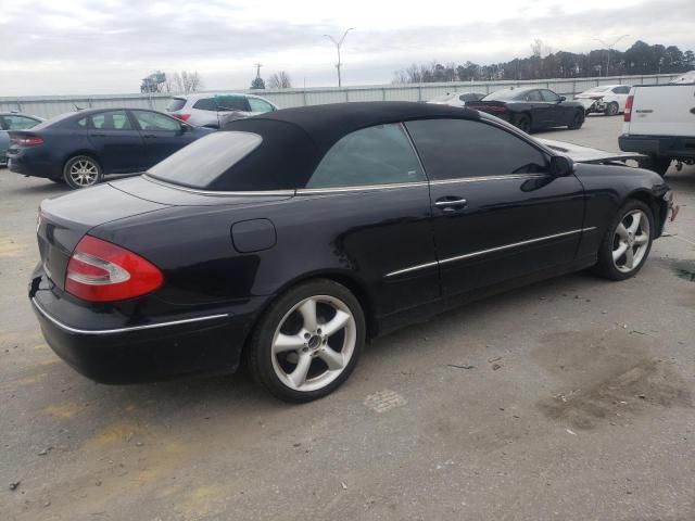 2005 Mercedes-Benz CLK 320