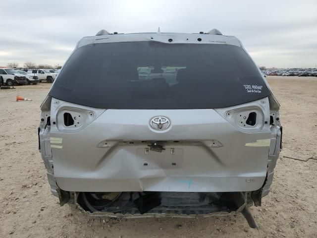 2020 Toyota Sienna LE