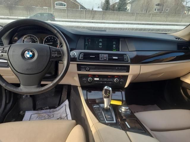 2012 BMW 528 XI