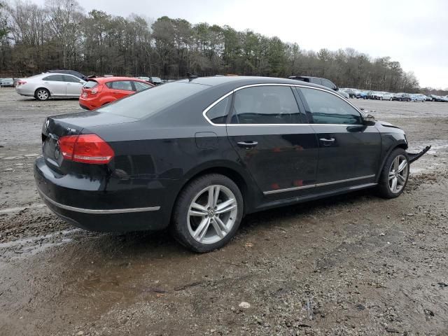 2012 Volkswagen Passat SEL