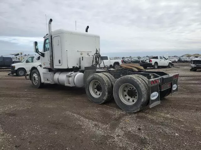 2016 Peterbilt 579