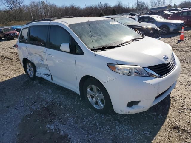 2012 Toyota Sienna LE