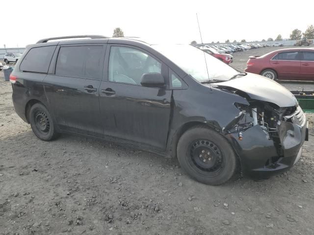 2014 Toyota Sienna XLE