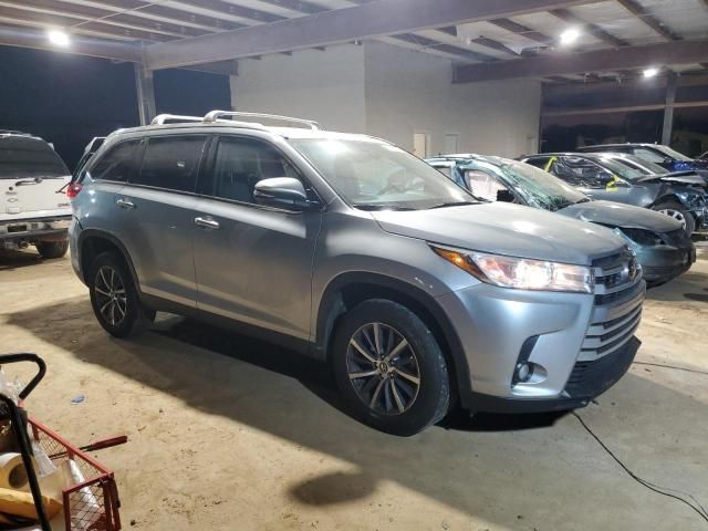 2019 Toyota Highlander SE