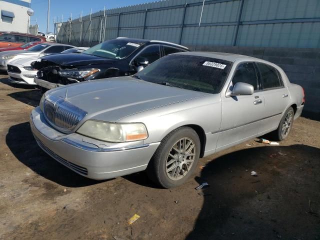 2004 Lincoln Town Car Ultimate