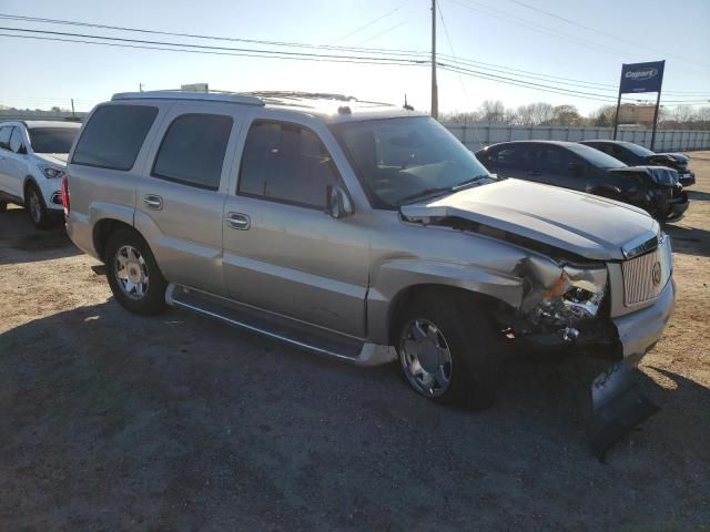 2004 Cadillac Escalade Luxury