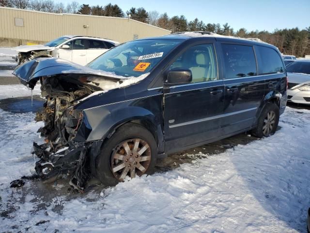 2009 Chrysler Town & Country Touring