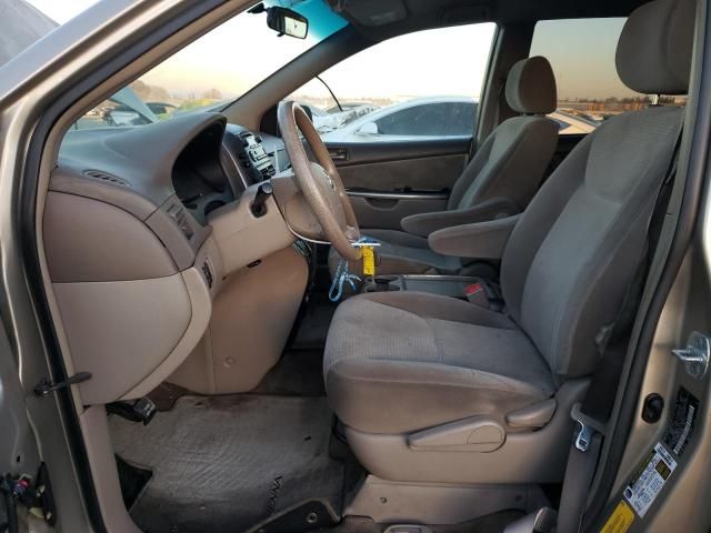 2007 Toyota Sienna CE