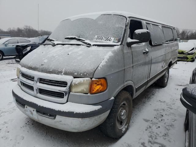 2001 Dodge RAM Wagon B3500