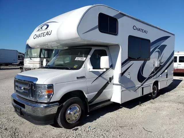 2022 Ford Econoline E350 Super Duty Cutaway Van