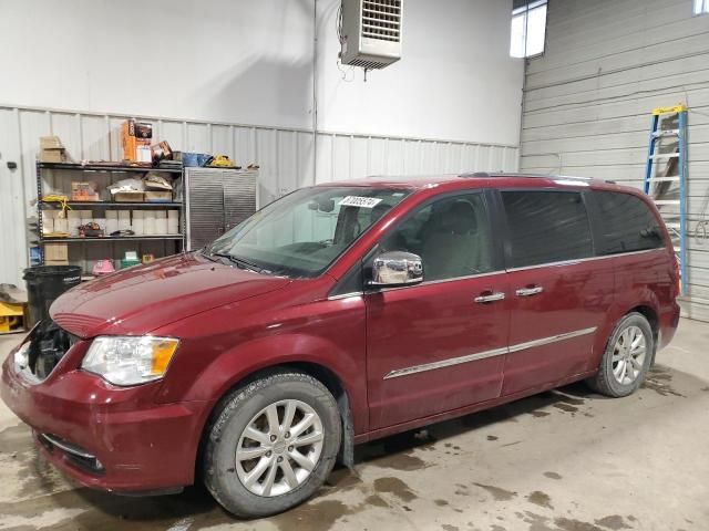 2016 Chrysler Town & Country Limited Platinum