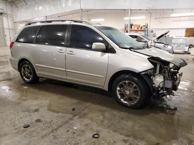 2006 Toyota Sienna XLE