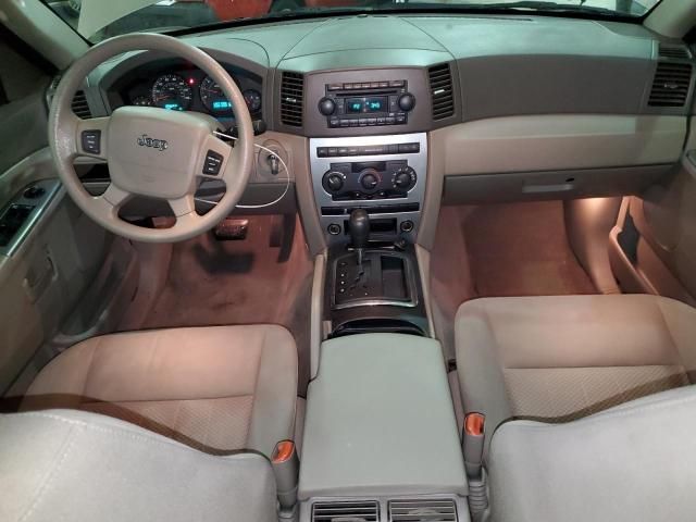 2005 Jeep Grand Cherokee Laredo