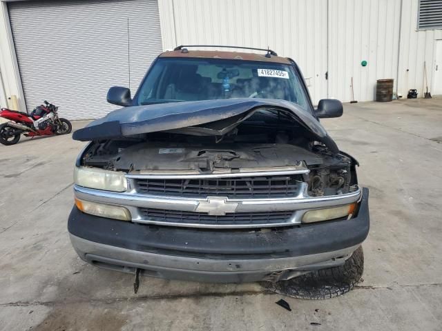 2004 Chevrolet Suburban C1500