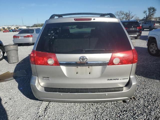 2007 Toyota Sienna XLE