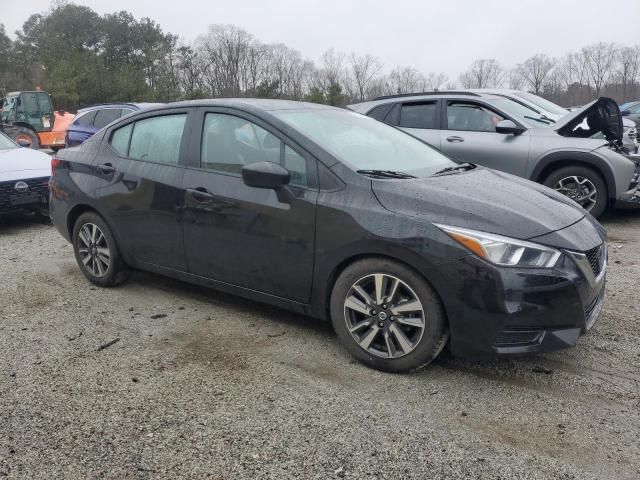 2022 Nissan Versa SV