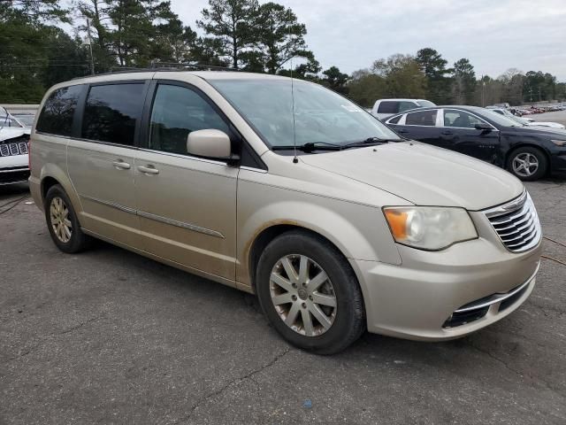 2013 Chrysler Town & Country Touring