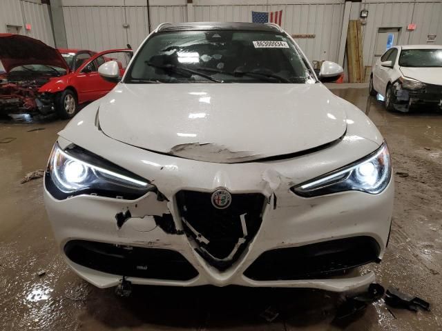 2018 Alfa Romeo Stelvio TI