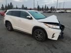 2017 Toyota Highlander SE