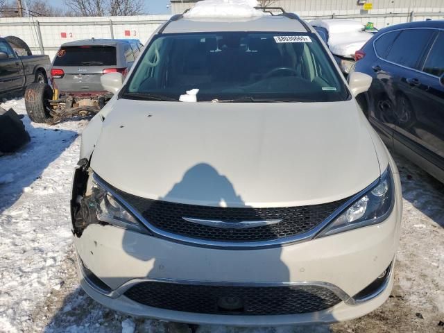 2017 Chrysler Pacifica Touring L Plus