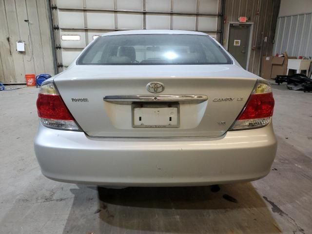 2005 Toyota Camry LE