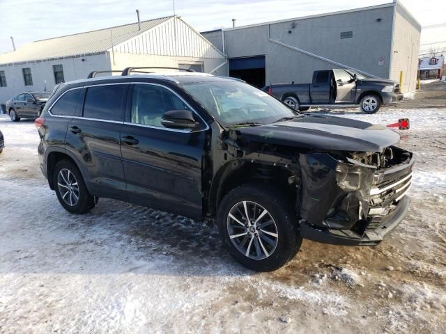 2018 Toyota Highlander SE