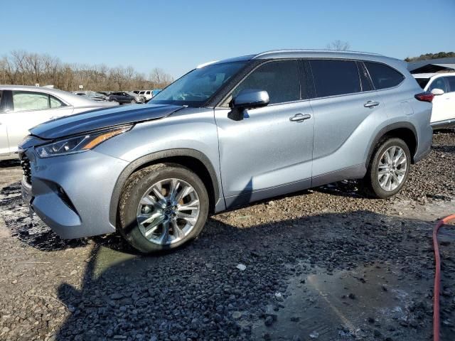 2022 Toyota Highlander Limited