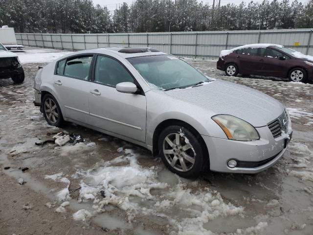 2004 Nissan Maxima SE