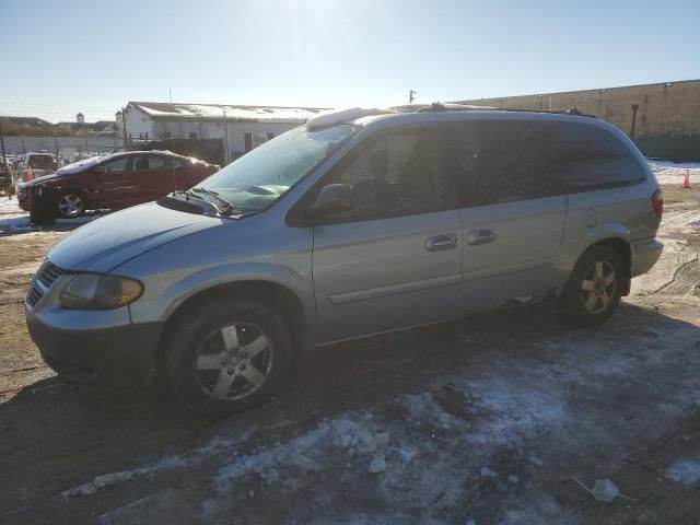 2005 Dodge Grand Caravan SE