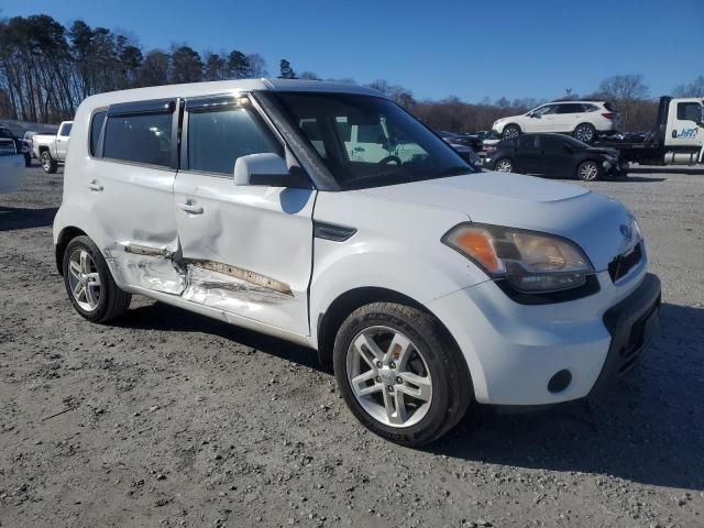 2011 KIA Soul +