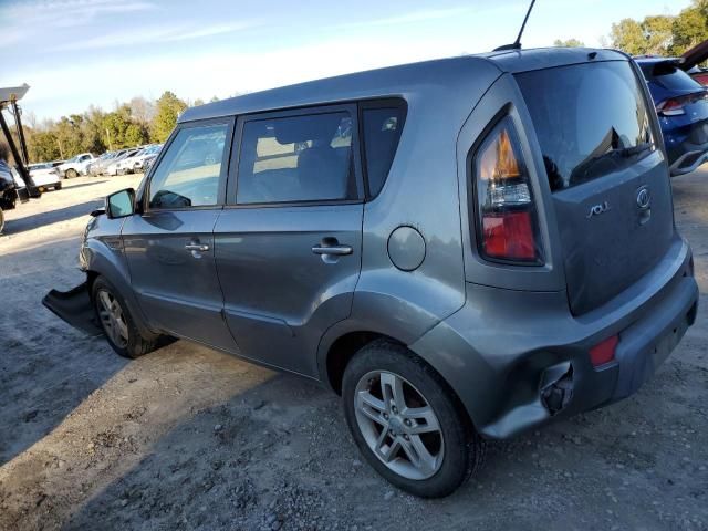 2011 KIA Soul +