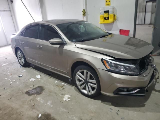 2016 Volkswagen Passat SEL