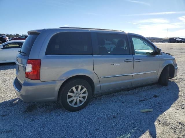 2013 Chrysler Town & Country Touring