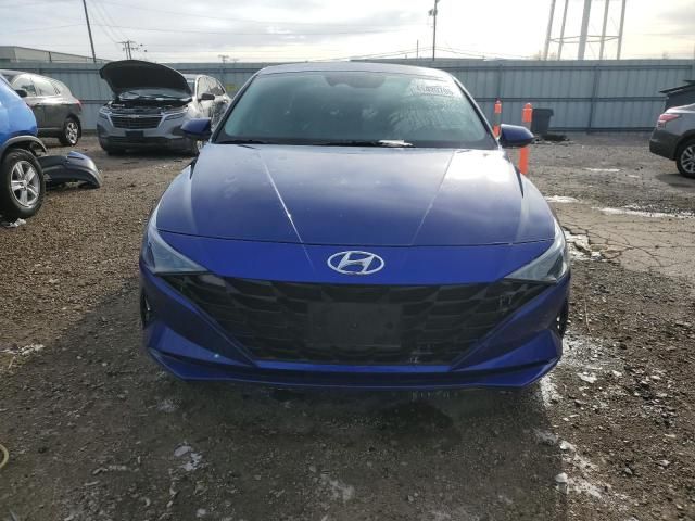 2023 Hyundai Elantra SE