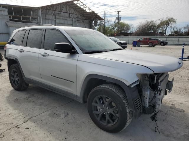 2024 Jeep Grand Cherokee Laredo