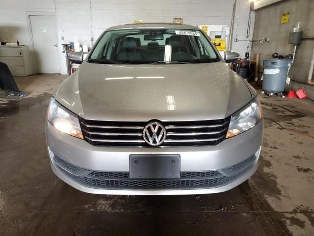 2012 Volkswagen Passat SE