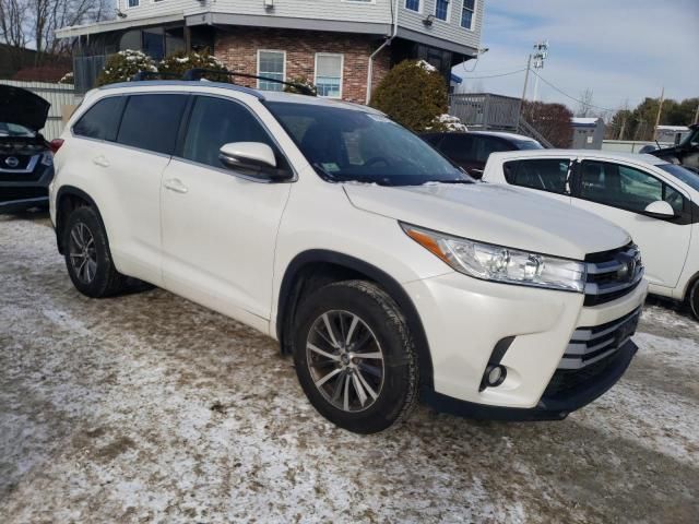 2018 Toyota Highlander SE