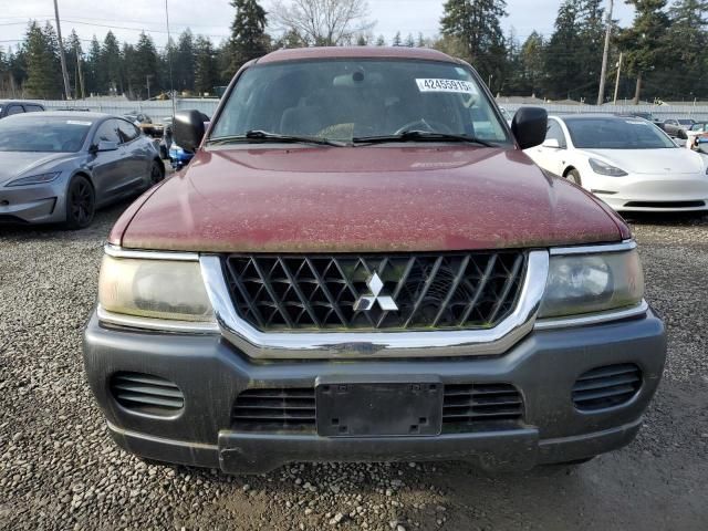 2003 Mitsubishi Montero Sport XLS