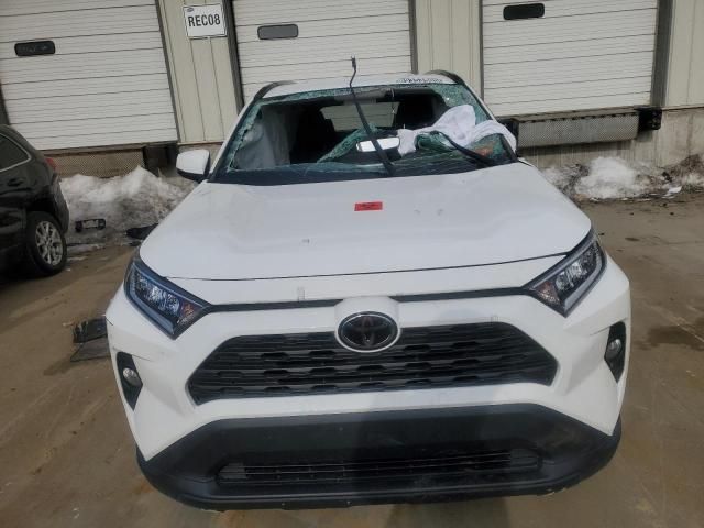 2020 Toyota Rav4 XLE