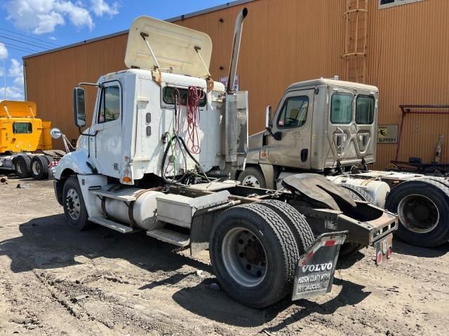 2005 Freightliner Conventional Columbia