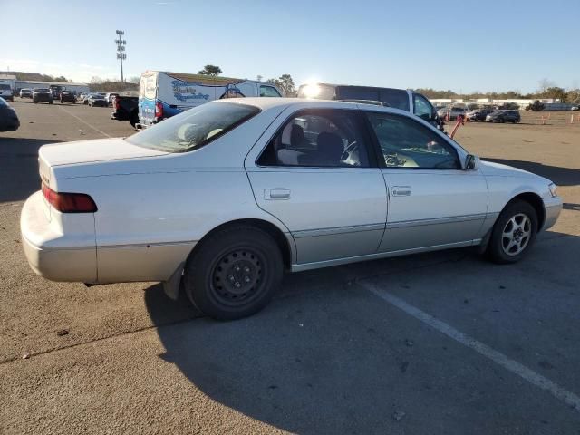 1999 Toyota Camry LE