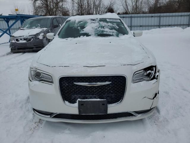 2015 Chrysler 300 Limited