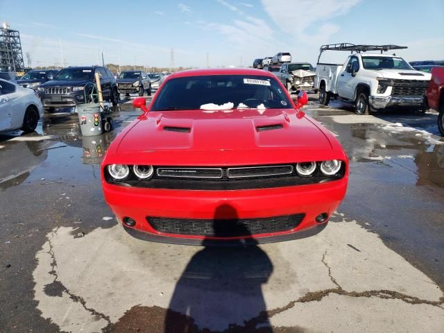 2017 Dodge Challenger SXT