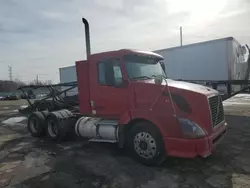 Salvage trucks for sale at Woodhaven, MI auction: 2007 Volvo VN VNL