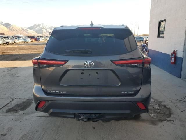 2022 Toyota Highlander XLE